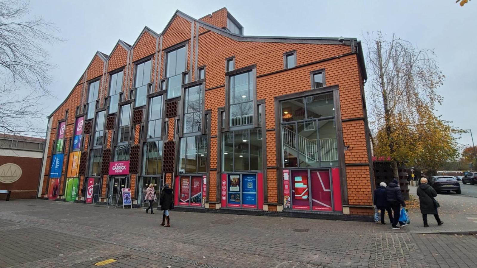 Samuels' A Duplex Apartment By Spires Accommodation In Lichfield City Centre ภายนอก รูปภาพ