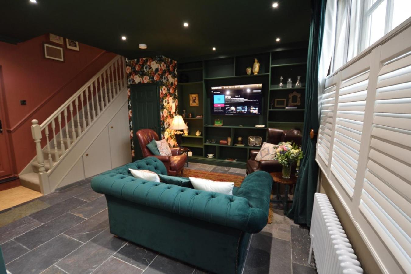 Samuels' A Duplex Apartment By Spires Accommodation In Lichfield City Centre ภายนอก รูปภาพ