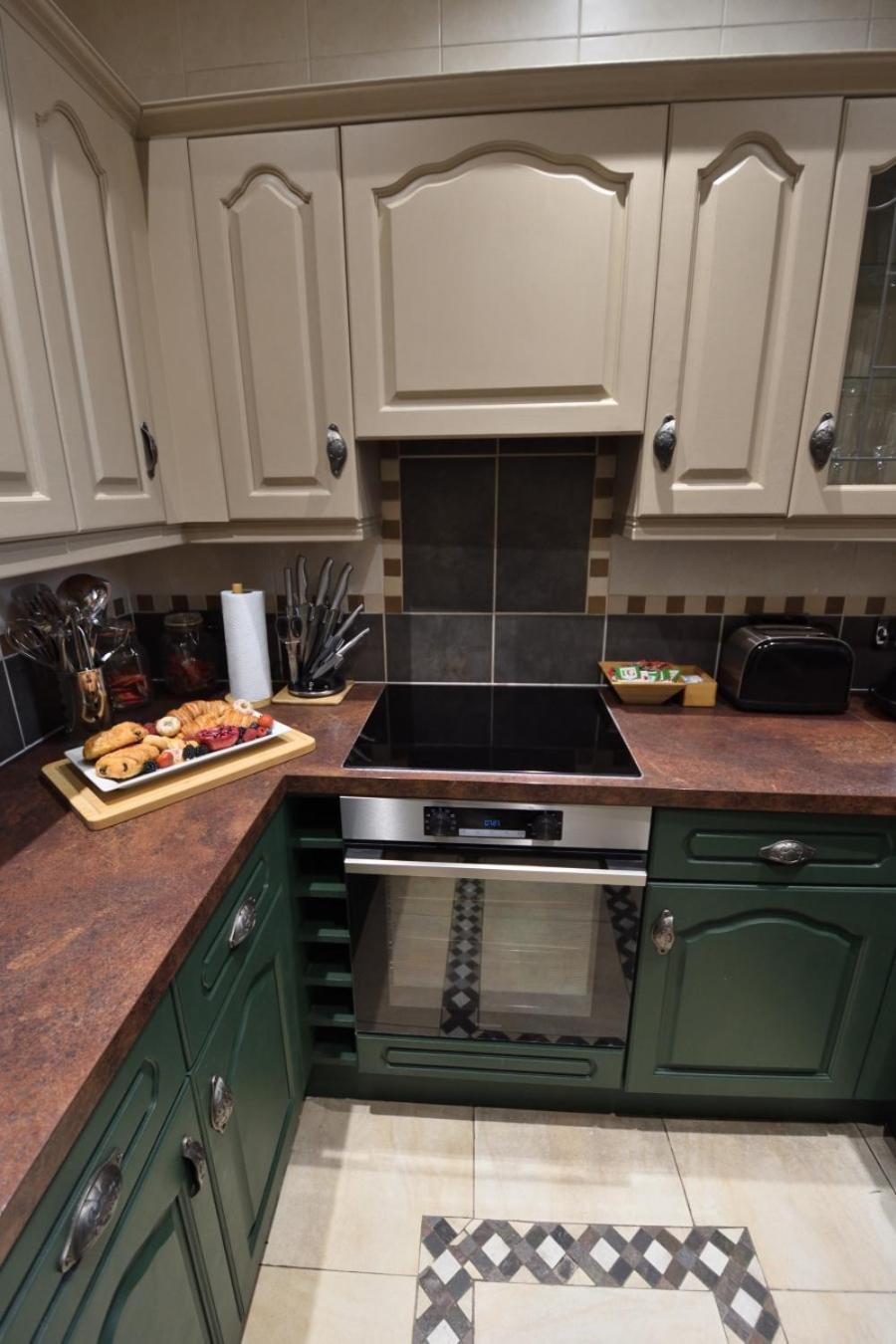 Samuels' A Duplex Apartment By Spires Accommodation In Lichfield City Centre ภายนอก รูปภาพ